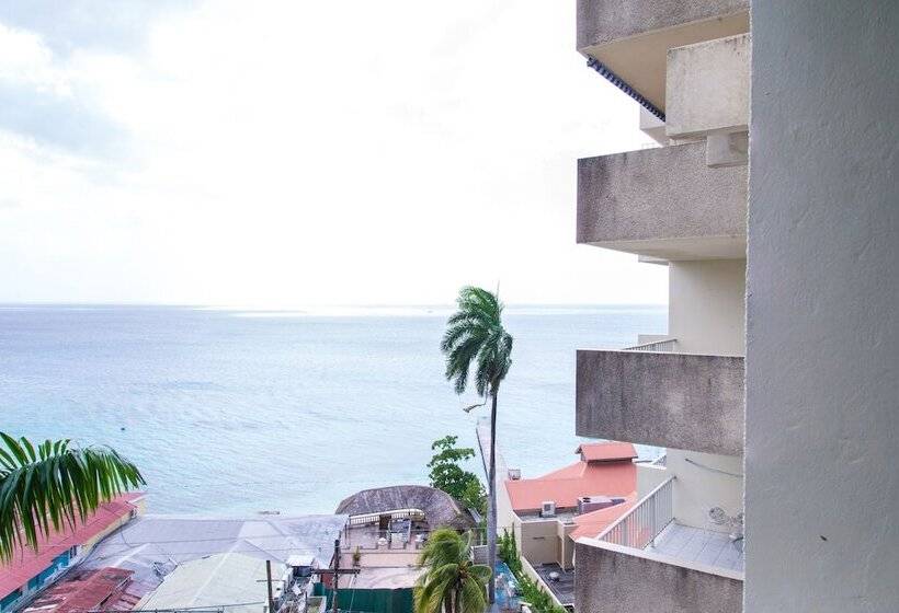 1 Bedroom Penthouse Apartment, Montego Bay Club Apartments