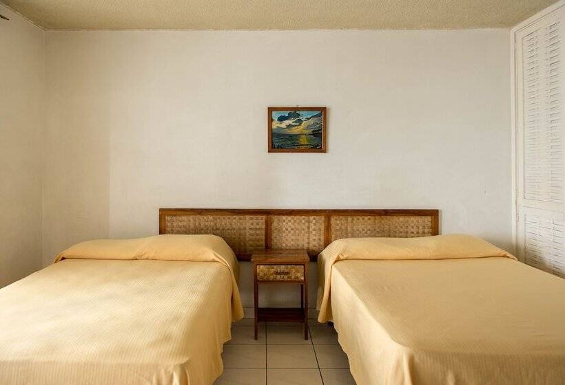 Economy Studio, Montego Bay Club Apartments