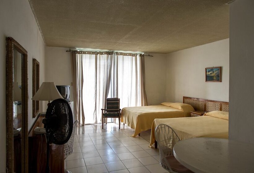 Economy Studio, Montego Bay Club Apartments