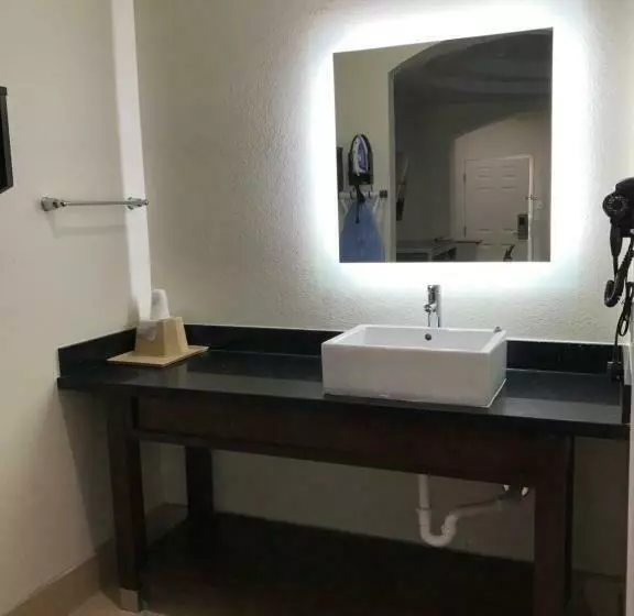 ２ダブルベッドのスタンダードルーム, Americas Best Value Inn & Suites Spring / N. Houston