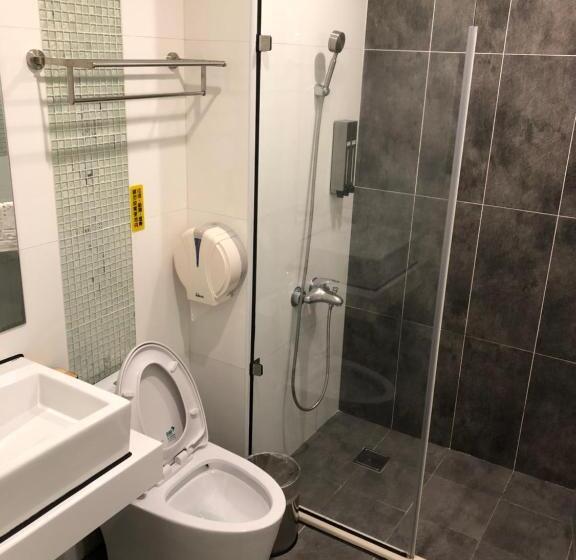 اتاق استاندارد چهار تخته, Bai Sha Tan Cottage