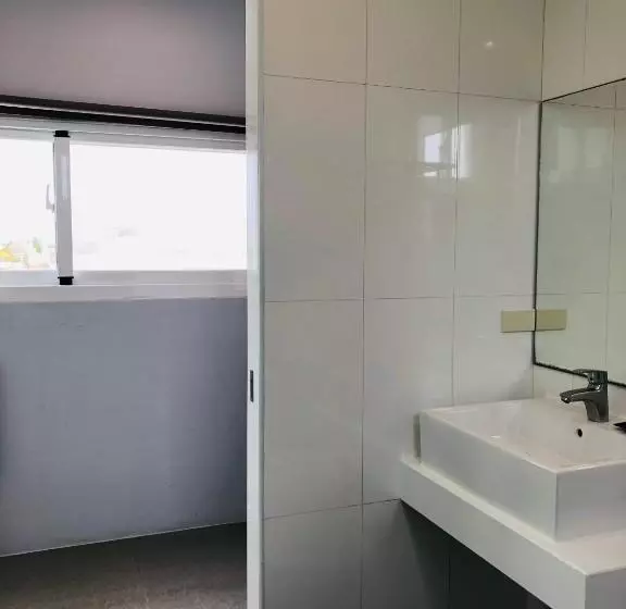 اتاق لوکس چهار تخته, Bai Sha Tan Cottage