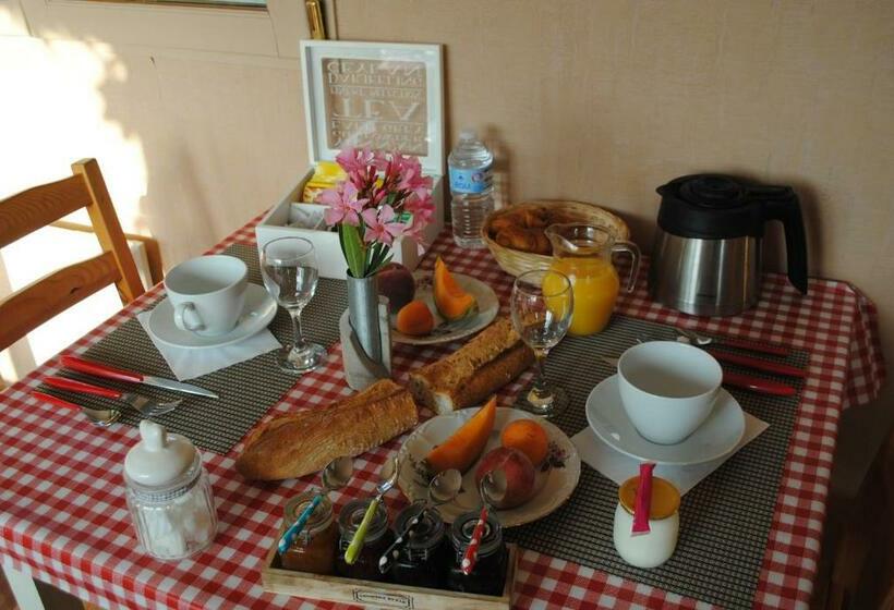 Номер Стандарт, Chambres D Hôtes & Spa Le Relais De La Cavayere