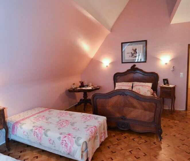 Семейный Номер, La Forge De La Coudraie