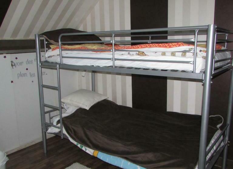 غرفة عائلية, La Grange