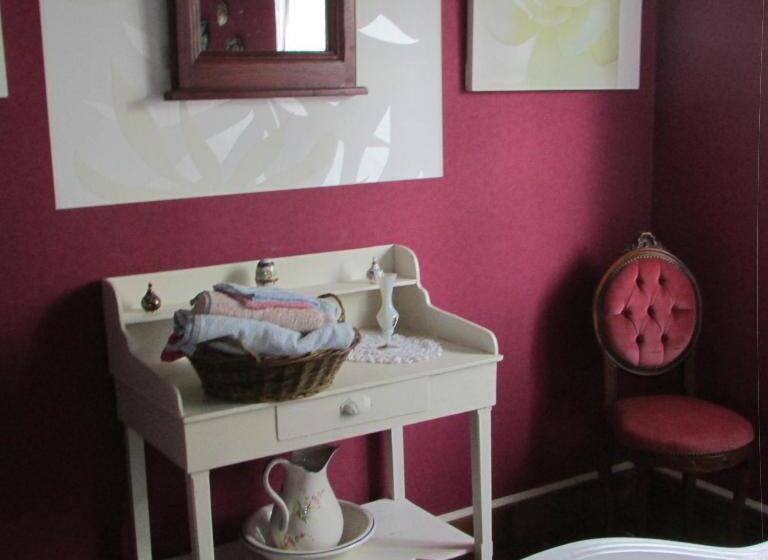 غرفة قياسية, La Grange