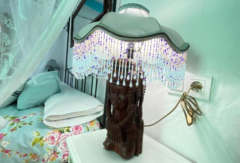 Quarto Estandar, Altea Paradise 1917   Adults Only