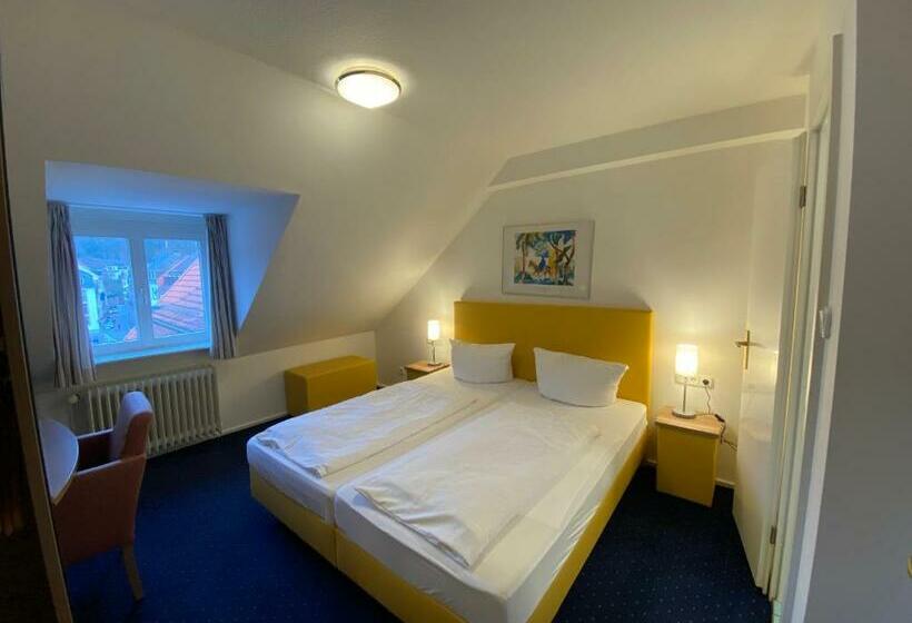 스탠다드 룸, Am Kornmarkt