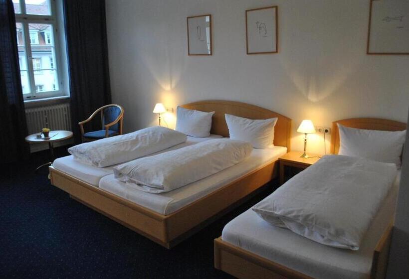 스탠다드 트리플 룸, Am Kornmarkt