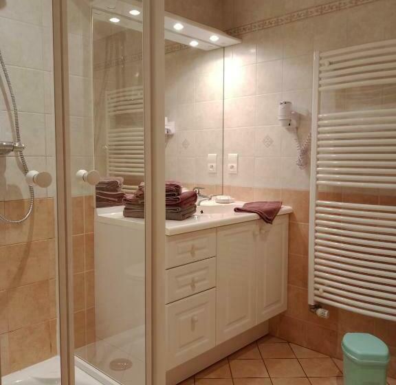 标准间, Auberge De La Motte