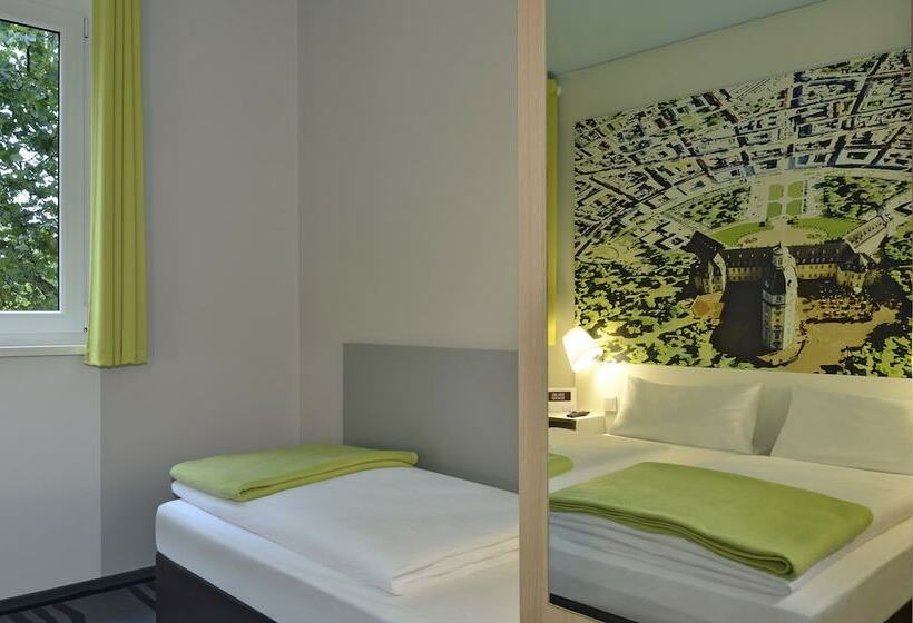 اتاق استاندارد سه نفره, B&b Hotel Karlsruhe