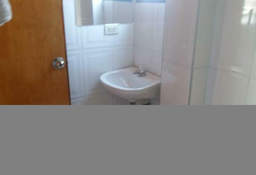 스탠다드 싱글 룸, Catalina Real