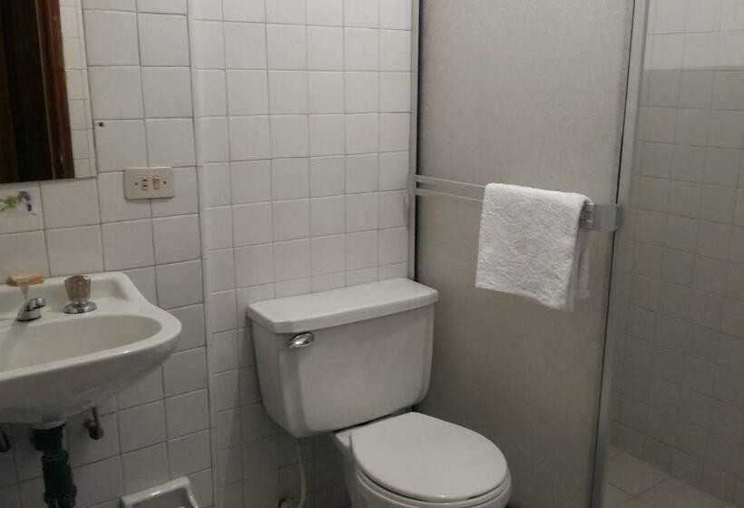 اتاق استاندارد, Catalina Real