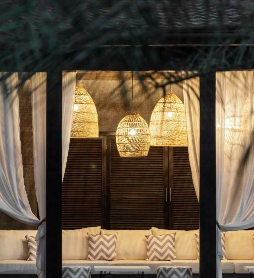 کلبه ییلاقی دلوکس یک خوابه, Emirates Park Resort