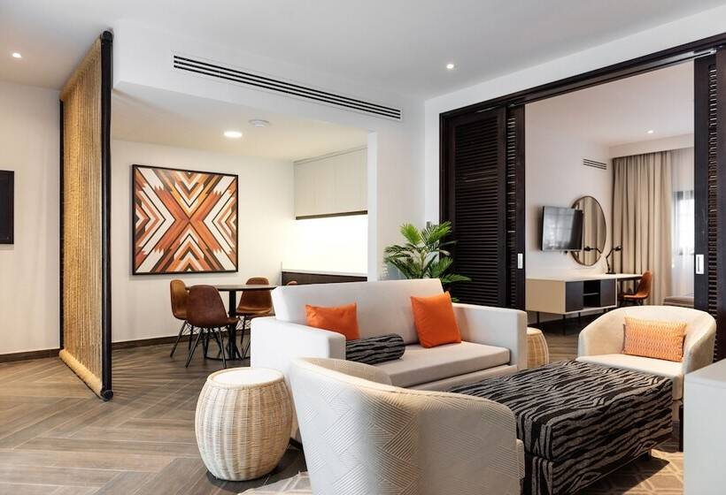 Шале Deluxe 1 Спальня, Emirates Park Resort