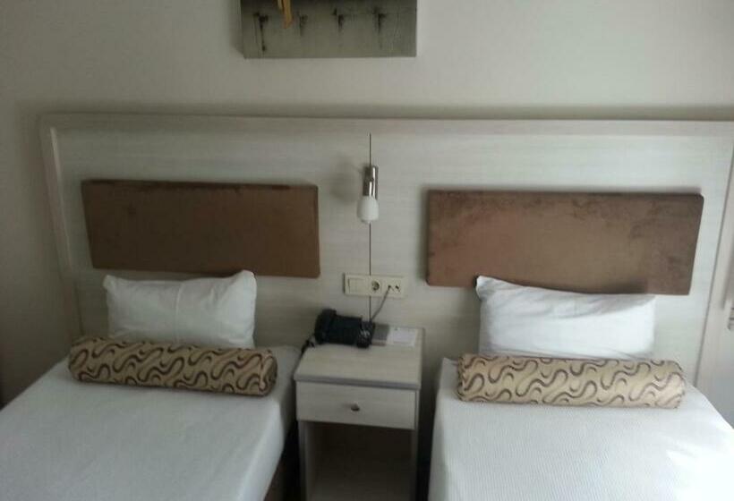 Camera Standard, Grand Zeybek