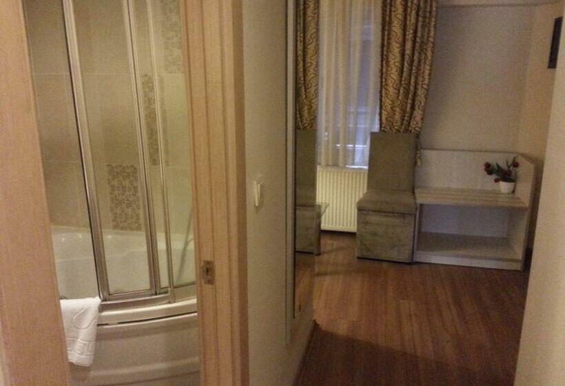 Suite, Grand Zeybek