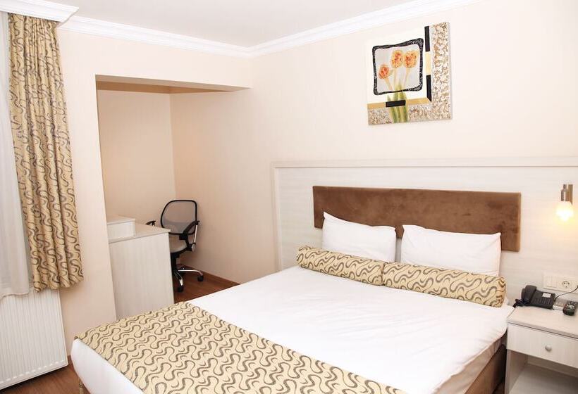 Camera Standard, Grand Zeybek