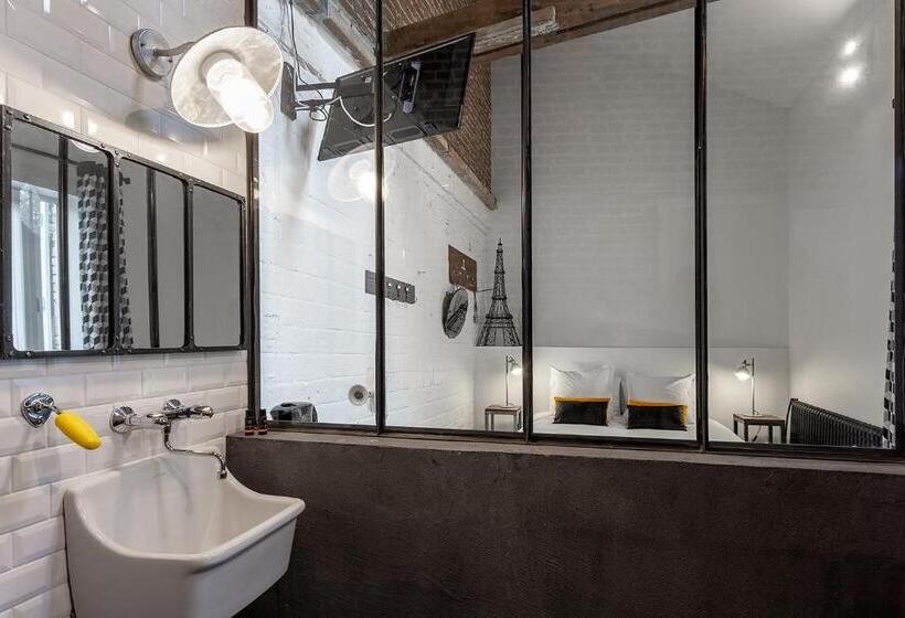 חדר סטנדרט, La Salamandre