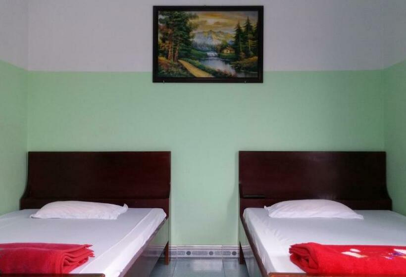 اتاق استاندارد, Minh Tai