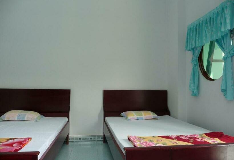 اتاق استاندارد, Minh Tai