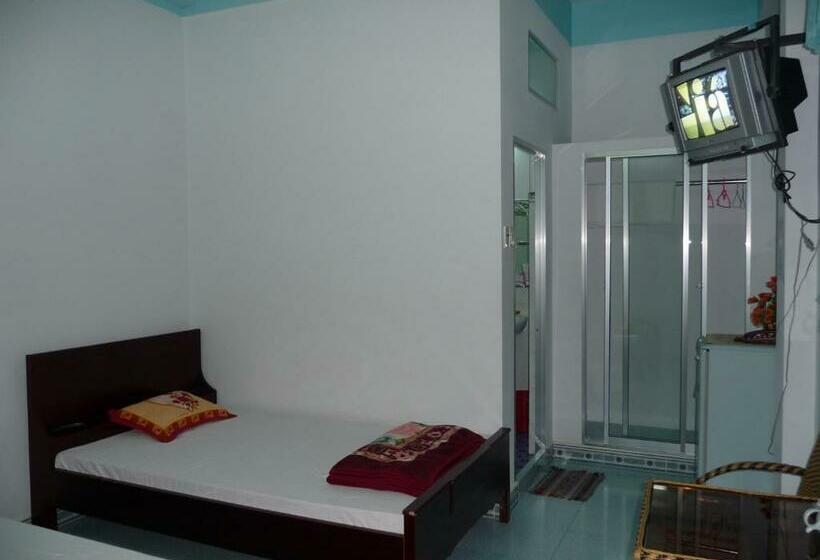 اتاق استاندارد, Minh Tai