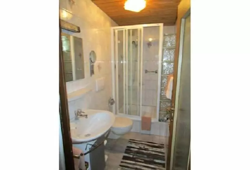 Standard Yhden Hengen Huone, Pension Unterstein