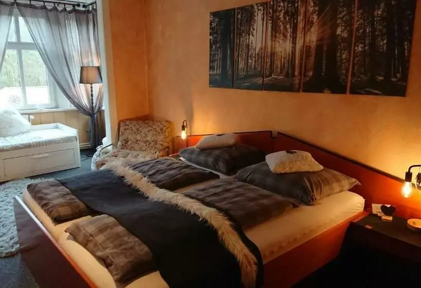 Habitació Triple Basic, Pension Waldschlösschen