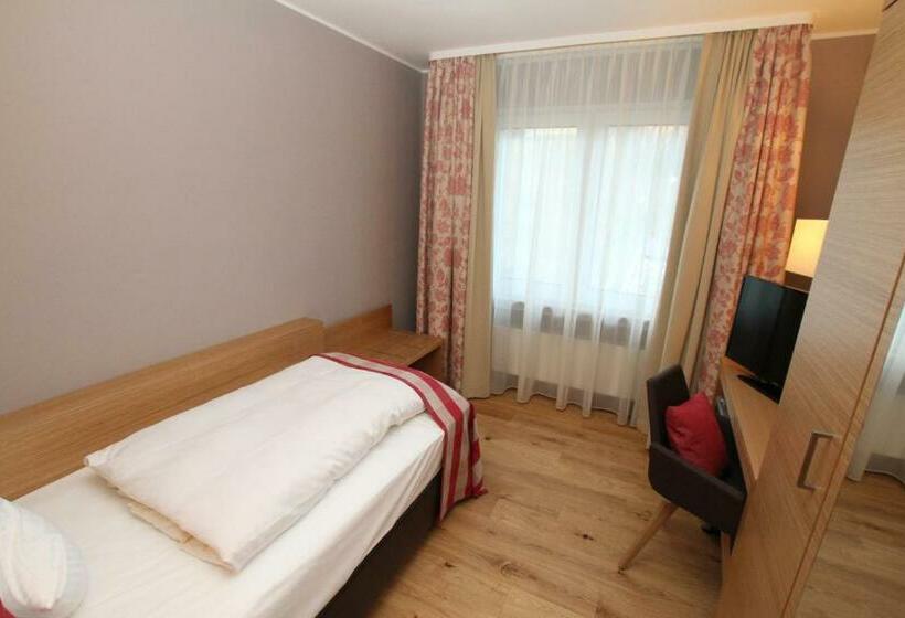 스탠다드 싱글 룸, Rimberg