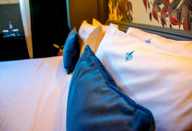 اتاق کلاسیک, Roma Luxus