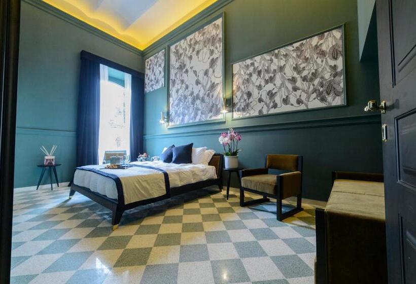 اتاق لوکس, Roma Luxus