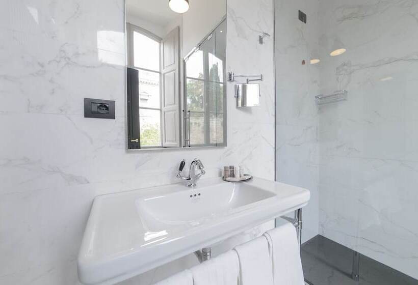 اتاق لوکس, Roma Luxus