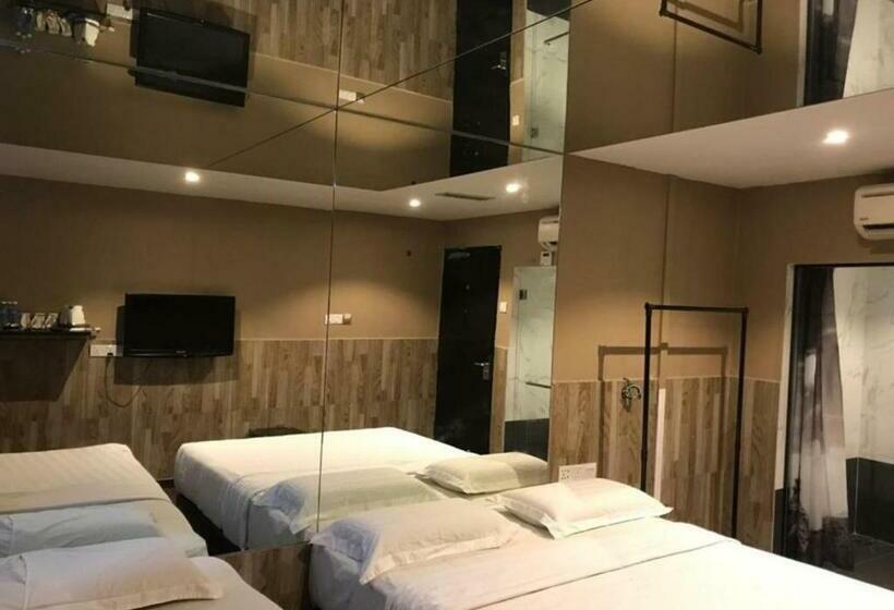 Quarto Superior, Time Hotel Seremban