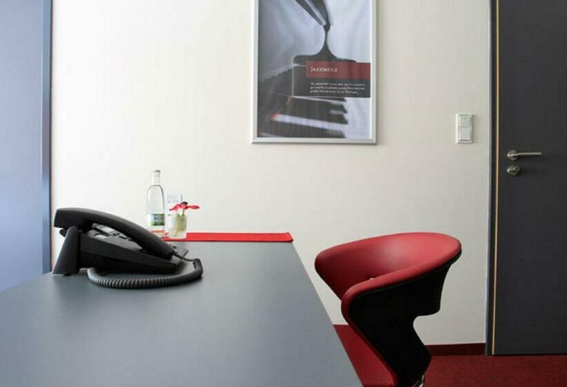 标准单人间, Vielharmonie