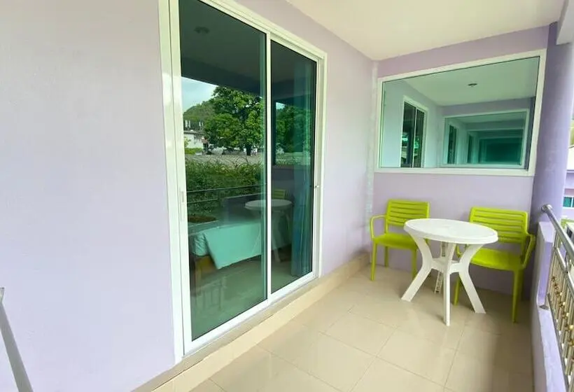 スーペリアールーム, Phi Phi Don Chukit Resort