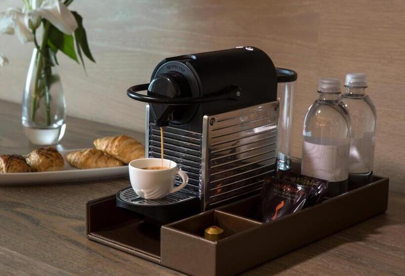 带大床的套房, Nobu Hotel Miami Beach