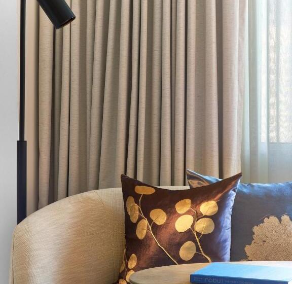 带大床的豪华间, Nobu Hotel Miami Beach