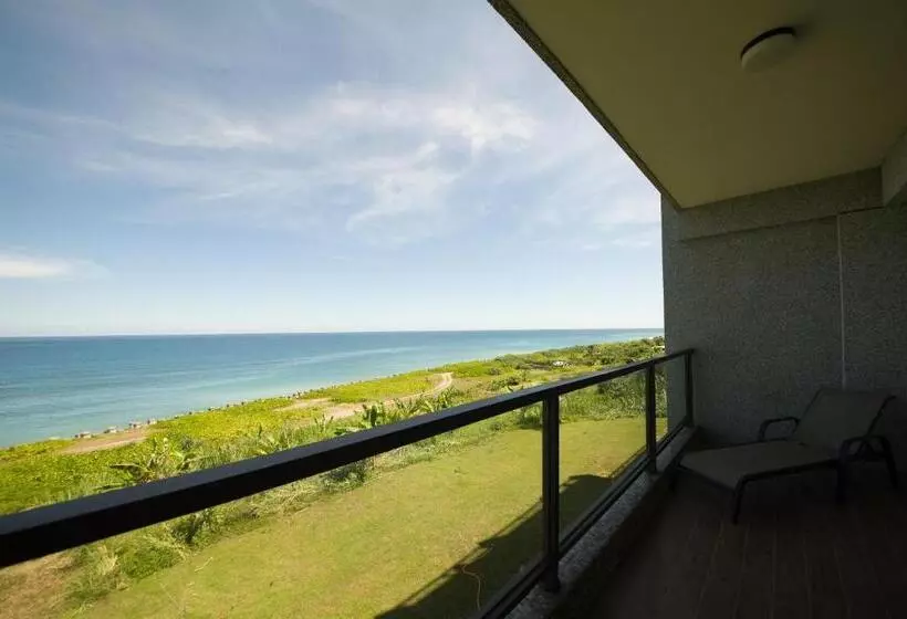 اتاق لوکس با بالکن و چشمانداز دریا, Whitecaps B&b