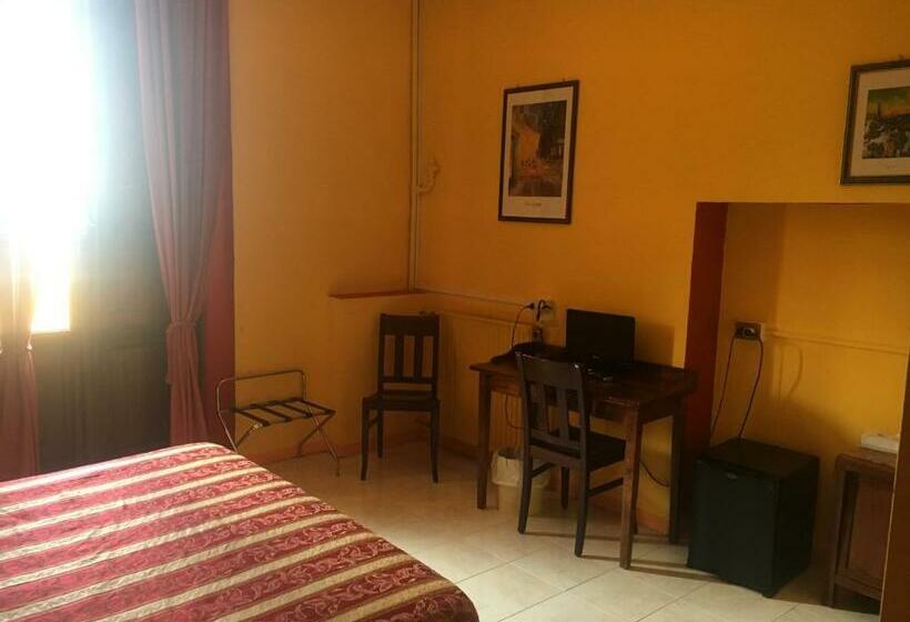 اتاق استاندارد, Alla Residenza Domus Minervae