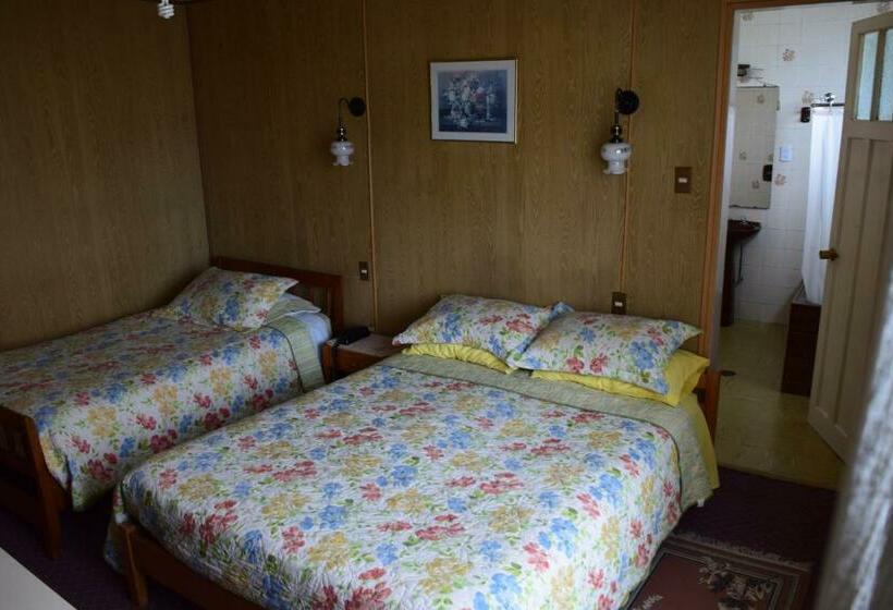 חדר סטנדרט לשלושה, Hostal Buenaventura