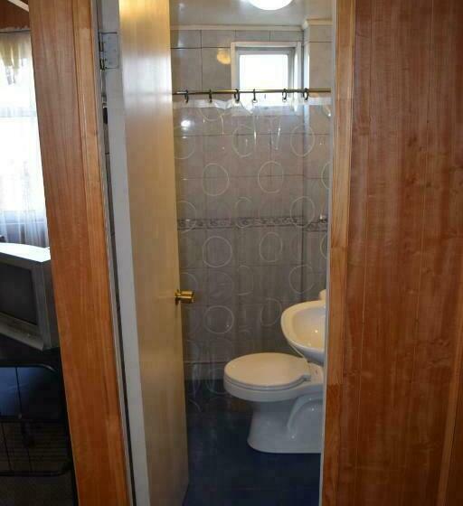 חדר סטנדרט לשלושה, Hostal Buenaventura