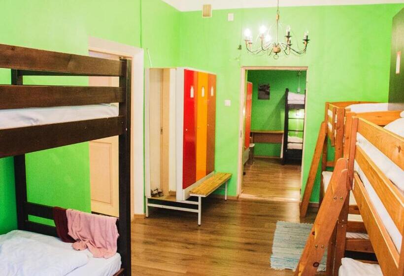 تختخواب در اتاق مشترک, 16eur   Old Town Munkenhof
