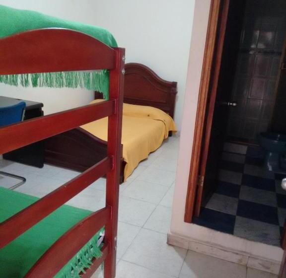 标准三人间, Ejecutivo Imperial