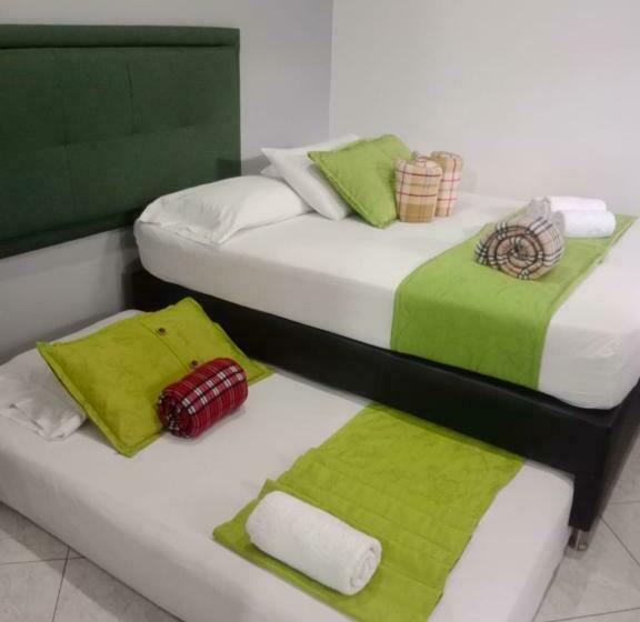 غرفة بريميوم ثلاثية, El Deportista