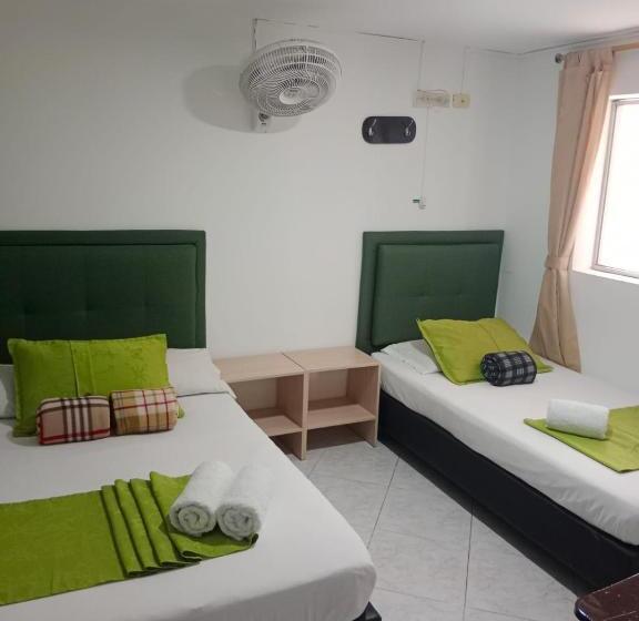 غرفة بريميوم ثلاثية, El Deportista