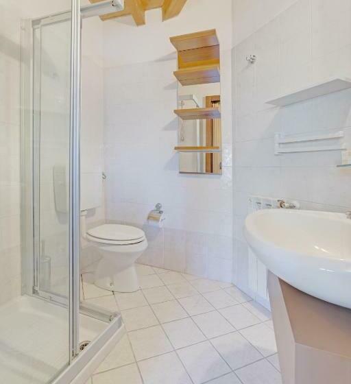 Quarto Comfort, Grotto Bagat