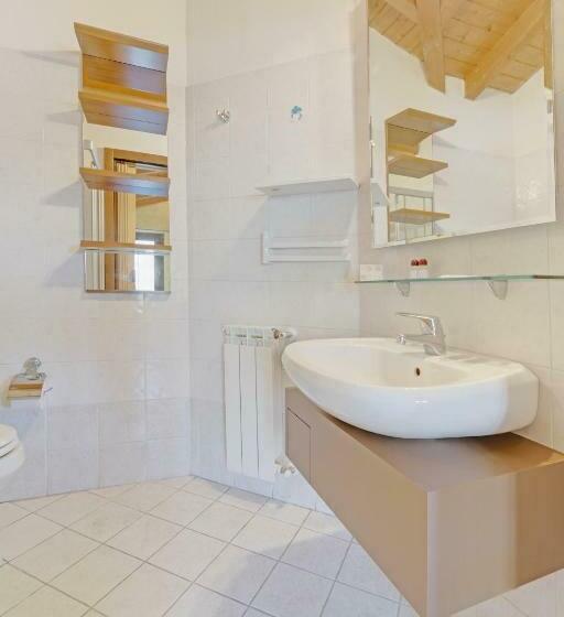 Comfort room with lake view, Grotto Bagat