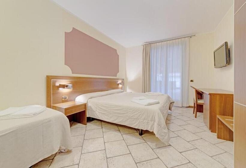 Трехместный Номер Superior, Grotto Bagat