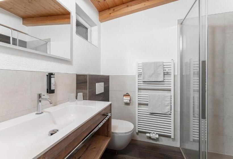 Номер Стандарт, Haus Margret