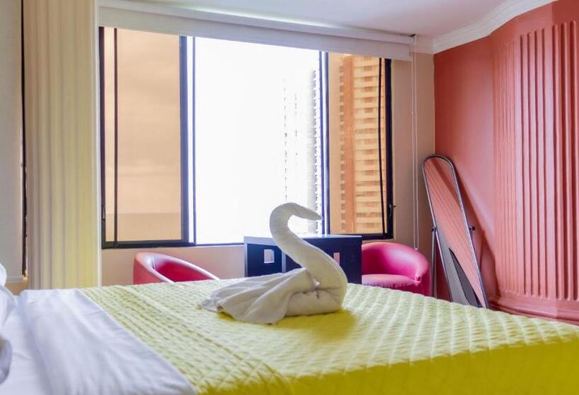 스탠다드 룸 더블 침대 2개, Hostal Antares